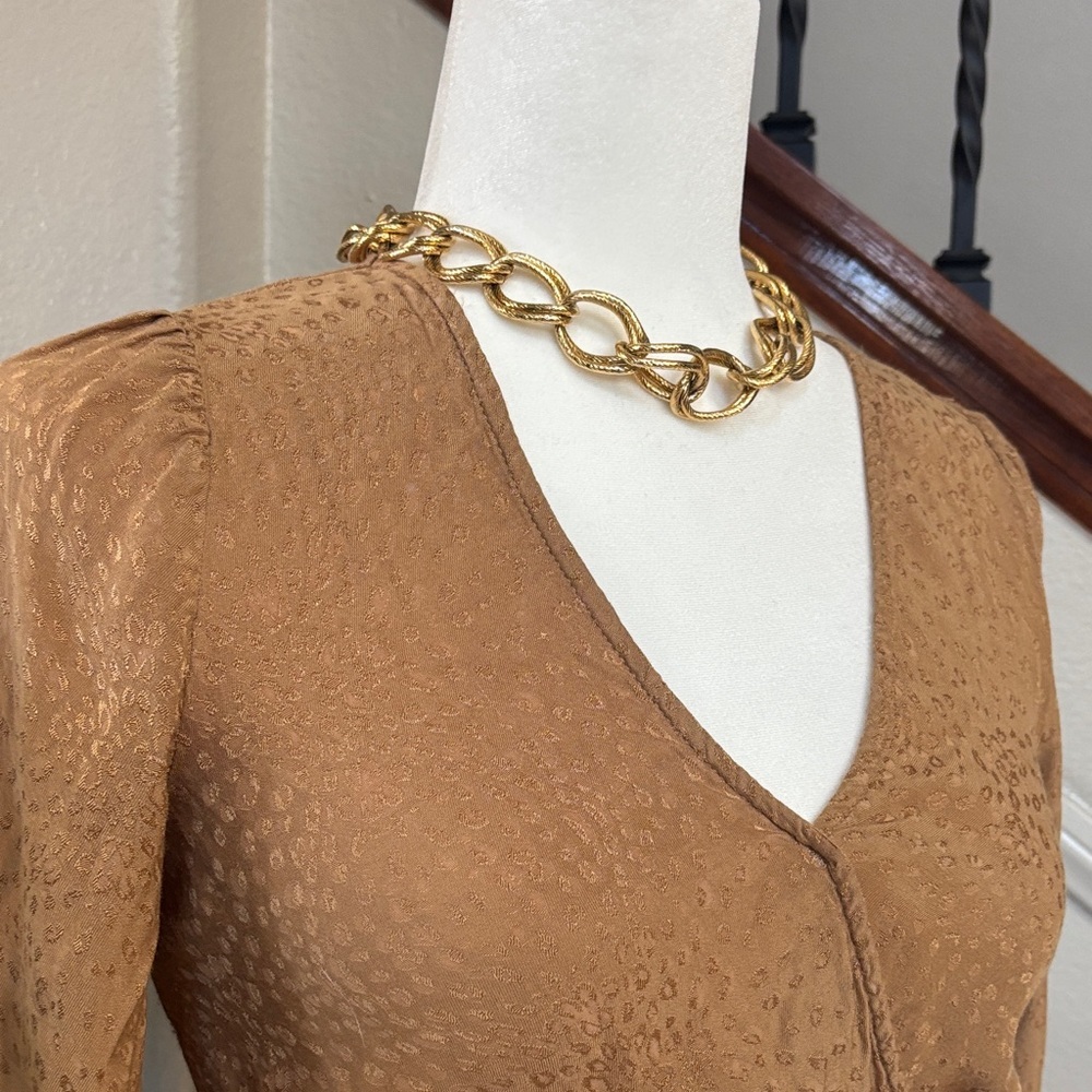 Boho V-Neck Cropped Long Sleeve Top 🤩 - Picture 4 of 9